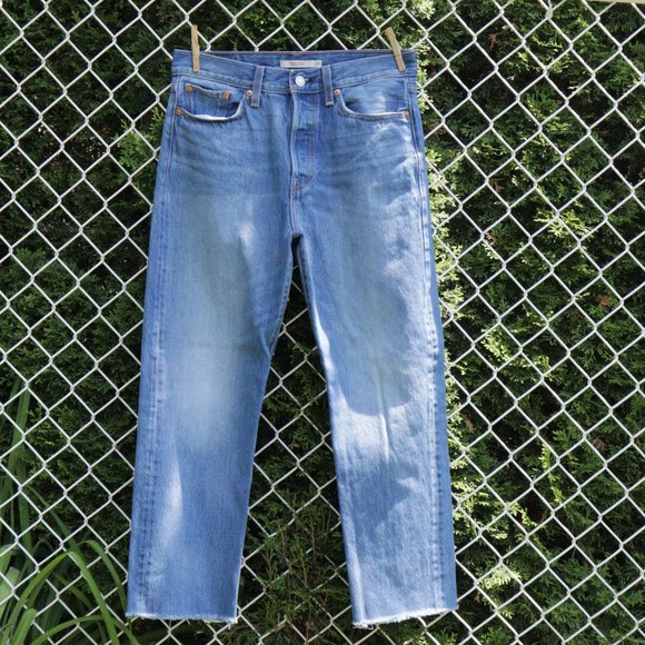 LEVI'S Wedgie Straight Raw Hemmed Button Fly Jeans - Size 29 - Picture 1 of 7